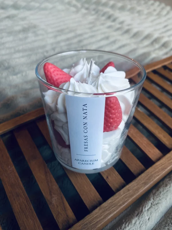 Vela fresas con nata